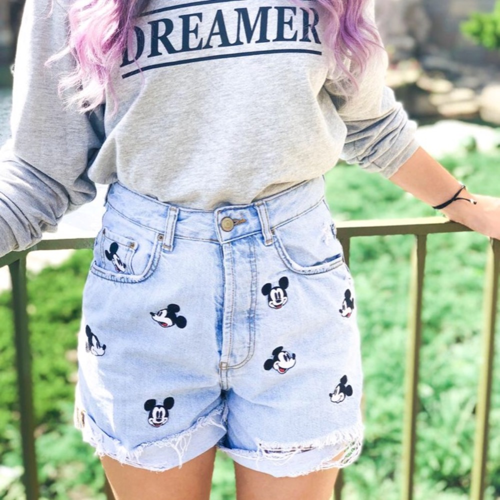 *SOLD* High Waisted Mickey Shorts - Picture 4 of 4
